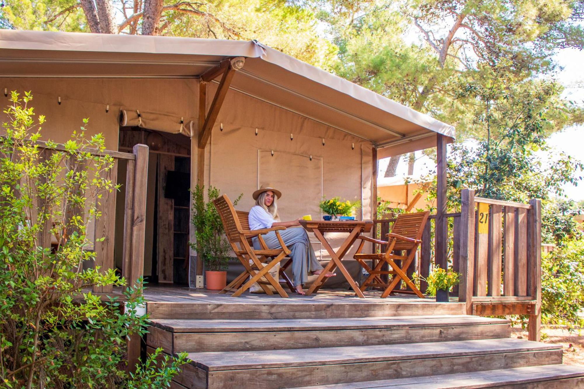 Zaton Holiday Resort Glamping Tents Nin Exterior foto